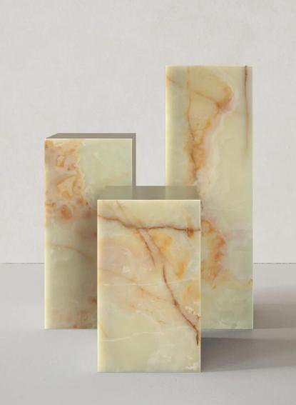 EDGP008 Onyx plinth